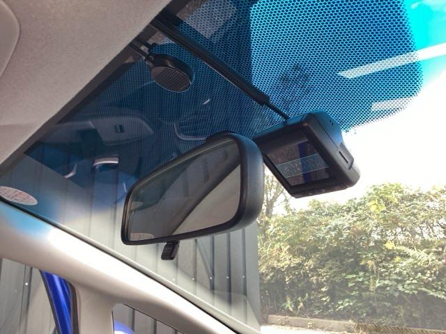 フィットハイブリッド Fパッケージ 純正メモリーナビ ドラレコ リアカメラ 地デジTV 盗難警報装置 記録簿有り AUTOエアコン Dレコ 助手席エアバック ECON ETC付き リヤカメラ ABS付 DVD視聴 横滑り防止システム(46枚目)