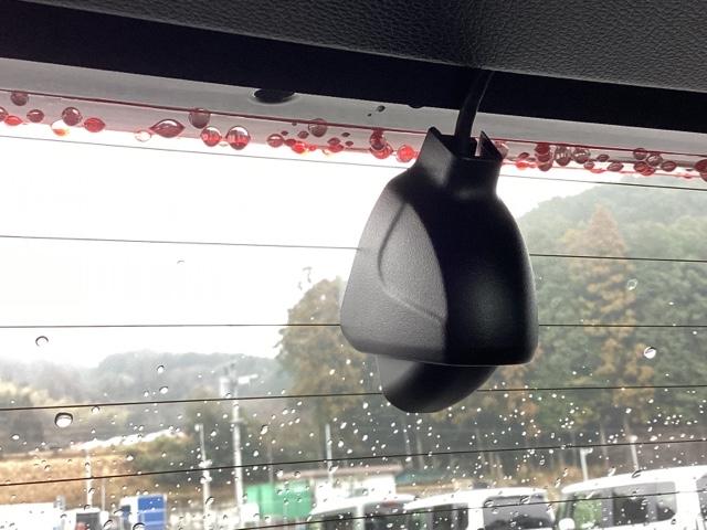 ヴェゼル ＲＳ・ホンダセンシング　純正メモリーナビ　ドラレコ　リアカメラ　盗難防止　バックモニター　サイドエアバック　スマ－トキ－　シートヒータ　ＬＥＤライト　地デジＴＶ　ドライブレコーダー装着車　フルオートエアコン　整備記録簿（14枚目）