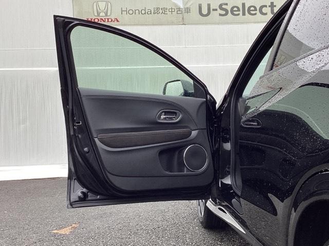 ヴェゼル ＲＳ・ホンダセンシング　純正メモリーナビ　ドラレコ　リアカメラ　盗難防止　バックモニター　サイドエアバック　スマ－トキ－　シートヒータ　ＬＥＤライト　地デジＴＶ　ドライブレコーダー装着車　フルオートエアコン　整備記録簿（28枚目）