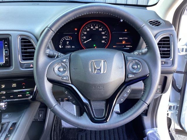 ヴェゼル X・ホンダセンシング 純正メモリーナビ ドラレコ リアカメラ Rカメラ Wエアバッグ 盗難防止 アクティブクルーズコントロール オートエアコン LEDランプ 衝突軽減ブレ-キ パワステ 整備記録簿 Dレコ USBポート(14枚目)