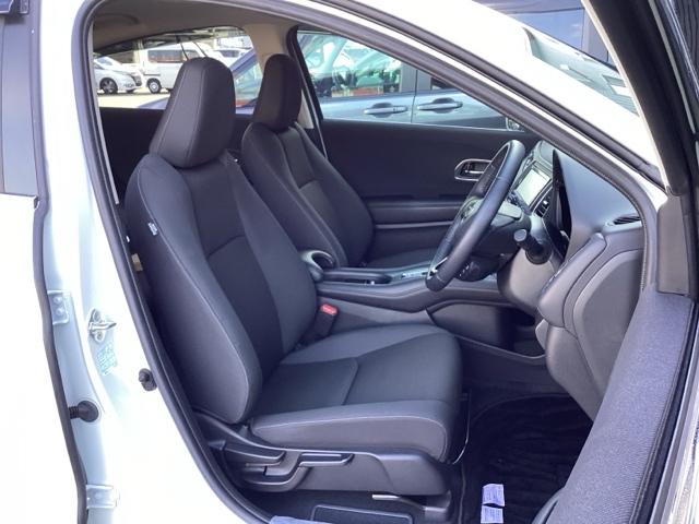 ヴェゼル X・ホンダセンシング 純正メモリーナビ ドラレコ リアカメラ Rカメラ Wエアバッグ 盗難防止 アクティブクルーズコントロール オートエアコン LEDランプ 衝突軽減ブレ-キ パワステ 整備記録簿 Dレコ USBポート(16枚目)