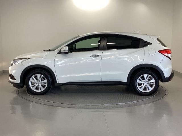 ヴェゼル X・ホンダセンシング 純正メモリーナビ ドラレコ リアカメラ Rカメラ Wエアバッグ 盗難防止 アクティブクルーズコントロール オートエアコン LEDランプ 衝突軽減ブレ-キ パワステ 整備記録簿 Dレコ USBポート(26枚目)