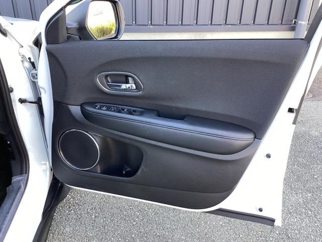 ヴェゼル X・ホンダセンシング 純正メモリーナビ ドラレコ リアカメラ Rカメラ Wエアバッグ 盗難防止 アクティブクルーズコントロール オートエアコン LEDランプ 衝突軽減ブレ-キ パワステ 整備記録簿 Dレコ USBポート(52枚目)