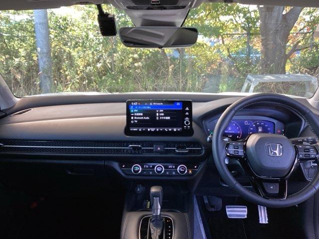 ＺＲ－Ｖ Ｚ　ナビ　ＢＯＳＥプレミアムサウンドシステム　Ｄレコ　盗難防止システム　インテリキー　カーテンエアバック　地デジ　ＶＳＡ　Ｂカメラ　クルコン　ＵＳＢ　エアコン　ターボ　本革シ－ト　クリアランスソナー（3枚目）