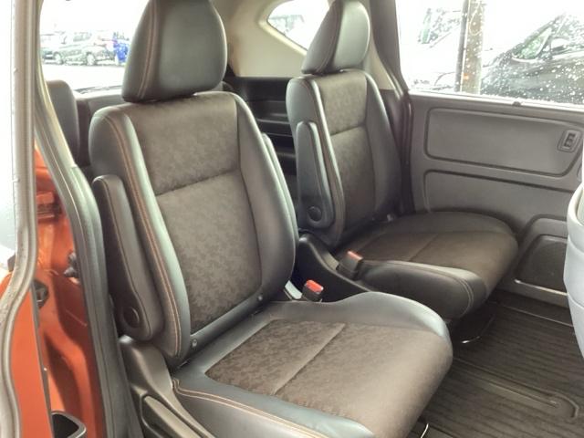 フリード クロスター・ホンダセンシング 純正ナビ フルセグ リアカメラ 両PSD USBポート 地デジ エアバック Iストップ VSA リヤカメラ 3列シート DVD再生 ウォークスルー イモビライザー キーフリー パワステ クルコン(20枚目)