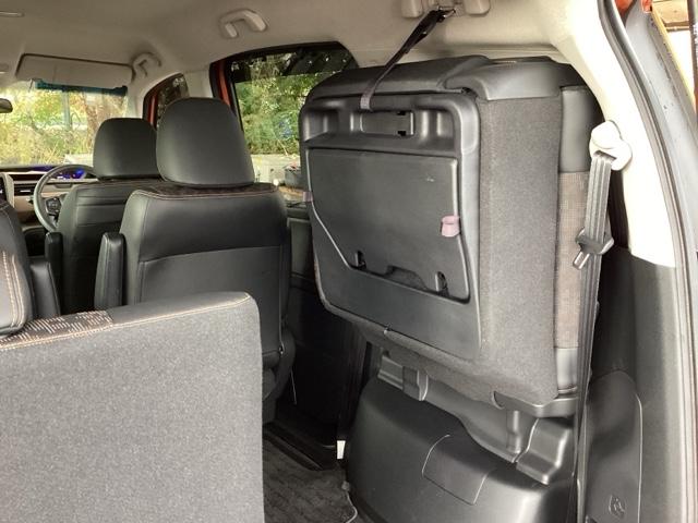 フリード クロスター・ホンダセンシング 純正ナビ フルセグ リアカメラ 両PSD USBポート 地デジ エアバック Iストップ VSA リヤカメラ 3列シート DVD再生 ウォークスルー イモビライザー キーフリー パワステ クルコン(23枚目)