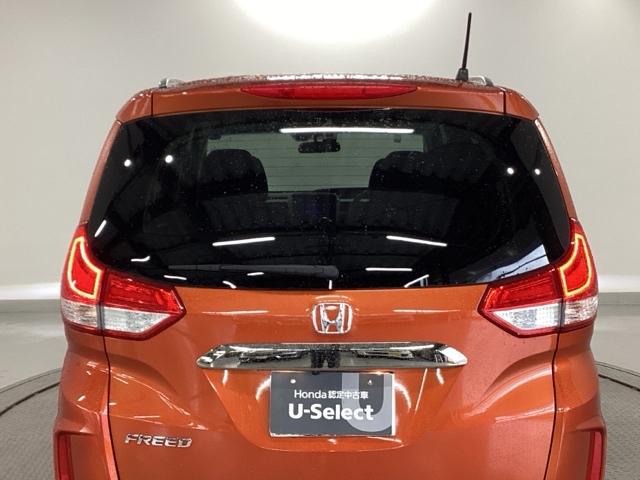 フリード クロスター・ホンダセンシング 純正ナビ フルセグ リアカメラ 両PSD USBポート 地デジ エアバック Iストップ VSA リヤカメラ 3列シート DVD再生 ウォークスルー イモビライザー キーフリー パワステ クルコン(33枚目)