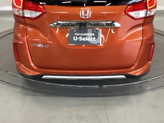 フリード クロスター・ホンダセンシング 純正ナビ フルセグ リアカメラ 両PSD USBポート 地デジ エアバック Iストップ VSA リヤカメラ 3列シート DVD再生 ウォークスルー イモビライザー キーフリー パワステ クルコン(35枚目)