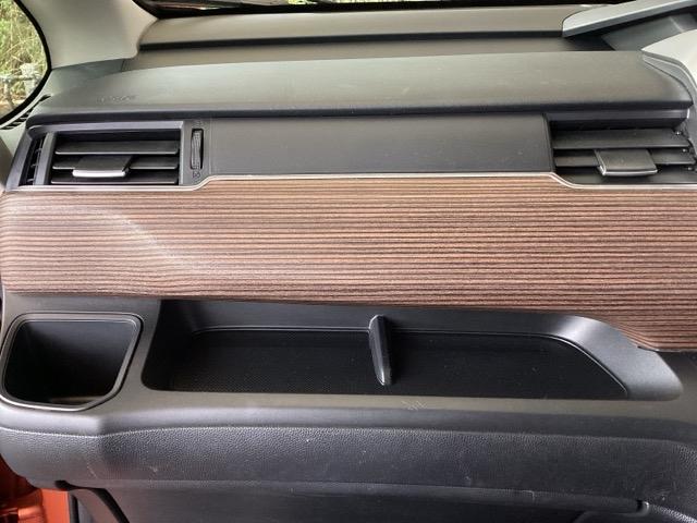 フリード クロスター・ホンダセンシング 純正ナビ フルセグ リアカメラ 両PSD USBポート 地デジ エアバック Iストップ VSA リヤカメラ 3列シート DVD再生 ウォークスルー イモビライザー キーフリー パワステ クルコン(44枚目)