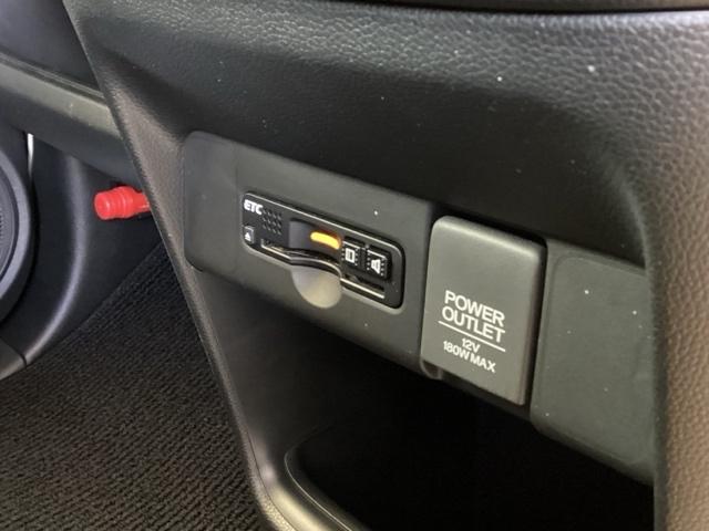 N-ONE G・Lパッケージ 純正ナビ フルセグ リアカメラ DVD再生可 ベンチS 盗難防止 ETC付き フルオートエアコン パワーウィンドウ ナビTV 地デジTV 助手席エアバック バックカメラ ESC 運転席エアバッグ(16枚目)