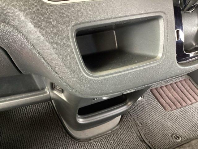 N-ONE G・Lパッケージ 純正ナビ フルセグ リアカメラ DVD再生可 ベンチS 盗難防止 ETC付き フルオートエアコン パワーウィンドウ ナビTV 地デジTV 助手席エアバック バックカメラ ESC 運転席エアバッグ(44枚目)