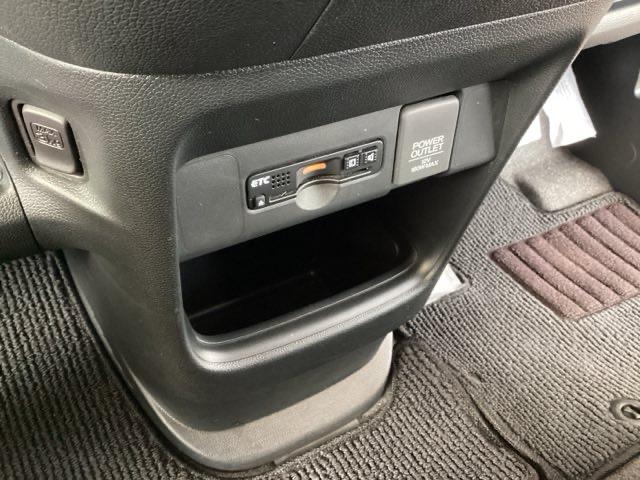 N-ONE G・Lパッケージ 純正ナビ フルセグ リアカメラ DVD再生可 ベンチS 盗難防止 ETC付き フルオートエアコン パワーウィンドウ ナビTV 地デジTV 助手席エアバック バックカメラ ESC 運転席エアバッグ(45枚目)