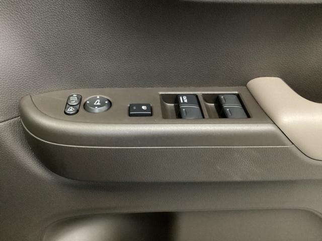 Ｎ－ＷＧＮ Ｌ　試乗車　メモリーナビ　リアカメラ　ドラレコ　Ｐセンサー　誤発進抑制　シートヒータ　禁煙車　バックカメラ　ベンチシート　盗難防止システム　ＡＢＳ　スマートキー　サイドカーテンエアバック　クルコン　ＥＴＣ（26枚目）