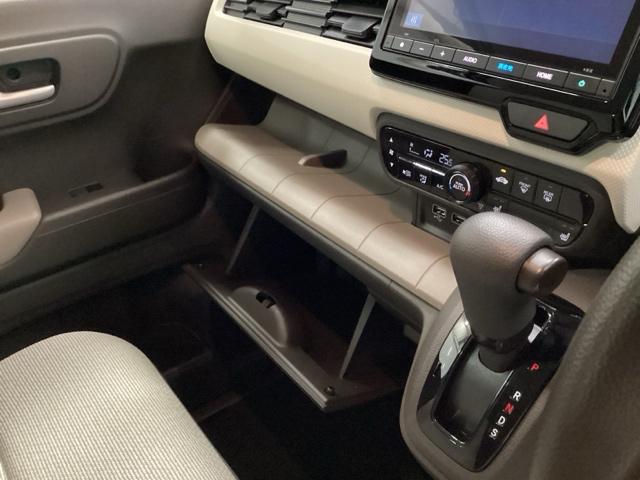 Ｎ－ＷＧＮ Ｌ　試乗車　メモリーナビ　リアカメラ　ドラレコ　Ｐセンサー　誤発進抑制　シートヒータ　禁煙車　バックカメラ　ベンチシート　盗難防止システム　ＡＢＳ　スマートキー　サイドカーテンエアバック　クルコン　ＥＴＣ（34枚目）