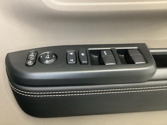 Ｎ－ＢＯＸジョイ ターボ　試乗車　メモリーナビ　ドラレコ　ＥＴＣ　ＬＥＤヘッド　オートエアコン　バックカメラ　両側電動ドア　クリアランスソナー　パワーウィンドウ　オートライト　キーフリー　シートヒーター　フルセグ　スマートキー（35枚目）