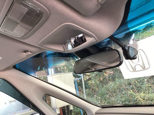 フリードハイブリッド ハイブリッド・Ｇホンダセンシング　純正メモリーナビ　ドラレコ　リアカメラ　軽減ブレーキ　キーフリーシステム　記録簿　ＤＶＤ再生可能　サイドカーテンエアバック　ＥＣＯＮ　後カメラ　Ａクルーズ　地デジフルセグＴＶ　ＬＥＤヘッドランプ（10枚目）