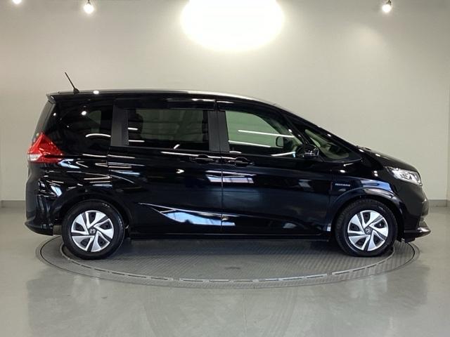 フリードハイブリッド ハイブリッド・Ｇホンダセンシング　純正メモリーナビ　ドラレコ　リアカメラ　軽減ブレーキ　キーフリーシステム　記録簿　ＤＶＤ再生可能　サイドカーテンエアバック　ＥＣＯＮ　後カメラ　Ａクルーズ　地デジフルセグＴＶ　ＬＥＤヘッドランプ（32枚目）