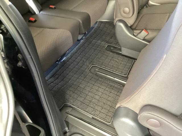 フリードハイブリッド ハイブリッド・Ｇホンダセンシング　純正メモリーナビ　ドラレコ　リアカメラ　軽減ブレーキ　キーフリーシステム　記録簿　ＤＶＤ再生可能　サイドカーテンエアバック　ＥＣＯＮ　後カメラ　Ａクルーズ　地デジフルセグＴＶ　ＬＥＤヘッドランプ（61枚目）