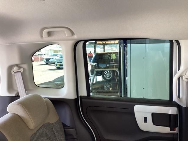 Ｎ－ＢＯＸ Ｇ　純正ディスプレイオーディオ　リアカメラ　前後ソナー　エアバック　横滑防止装置　ＬＥＤヘッドライト　スマートキー　ベンチシ－ト　オートエアコン　整備記録簿　パワーウィンドウ　パワステ　ＵＳＢ　ＡＢＳ（55枚目）