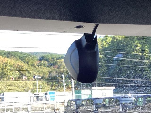 ヴェゼル e:HEVZ メモリーナビ ドラレコ ETC リアカメラ 衝突回避支援ブレーキ機能 スマキ Pトランク フルオートエアコン Dレコ エアバッグ 両席エアバック Rカメ 記録簿付 パワーウィンドウ LEDランプ(15枚目)