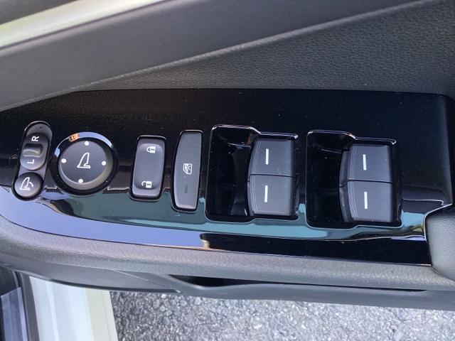 ヴェゼル e:HEVZ メモリーナビ ドラレコ ETC リアカメラ 衝突回避支援ブレーキ機能 スマキ Pトランク フルオートエアコン Dレコ エアバッグ 両席エアバック Rカメ 記録簿付 パワーウィンドウ LEDランプ(27枚目)