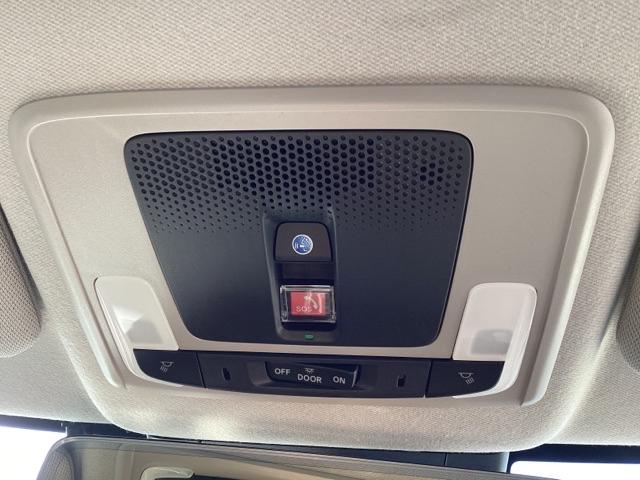 ヴェゼル e:HEVZ メモリーナビ ドラレコ ETC リアカメラ 衝突回避支援ブレーキ機能 スマキ Pトランク フルオートエアコン Dレコ エアバッグ 両席エアバック Rカメ 記録簿付 パワーウィンドウ LEDランプ(31枚目)