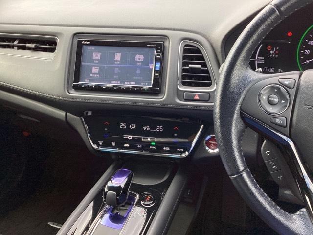 ヴェゼル ハイブリッドX・ホンダセンシング メモリーナビ リアカメラ ETC Aクルーズ Bモニ スマキー オートエアコン VSA LEDヘッドライト カーテンエアバッグ ABS パワーウィンドウ USB Wエアバッグ DVD再生 キーレス(6枚目)