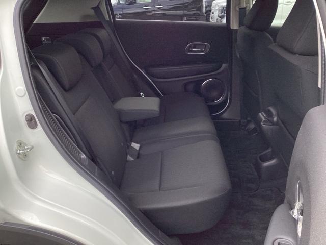 ヴェゼル ハイブリッドX・ホンダセンシング メモリーナビ リアカメラ ETC Aクルーズ Bモニ スマキー オートエアコン VSA LEDヘッドライト カーテンエアバッグ ABS パワーウィンドウ USB Wエアバッグ DVD再生 キーレス(18枚目)