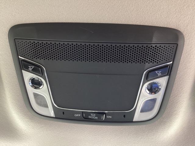 ヴェゼル ハイブリッドX・ホンダセンシング メモリーナビ リアカメラ ETC Aクルーズ Bモニ スマキー オートエアコン VSA LEDヘッドライト カーテンエアバッグ ABS パワーウィンドウ USB Wエアバッグ DVD再生 キーレス(28枚目)