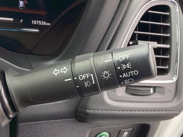 ヴェゼル ハイブリッドX・ホンダセンシング メモリーナビ リアカメラ ETC Aクルーズ Bモニ スマキー オートエアコン VSA LEDヘッドライト カーテンエアバッグ ABS パワーウィンドウ USB Wエアバッグ DVD再生 キーレス(33枚目)