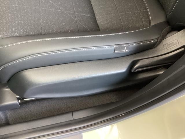 ヴェゼル e:HEVZ 純正ナビ フルセグ リアカメラ 衝突回避支援ブレーキ機能 スマキ Pトランク フルオートエアコン Dレコ エアバッグ 両席エアバック Rカメ パワーウィンドウ LEDランプ ソナー クルーズC USB(40枚目)