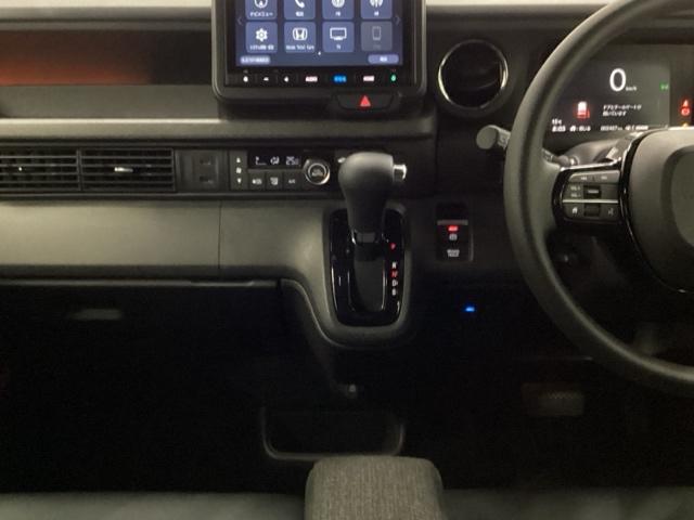 Ｎ－ＢＯＸカスタム ベースグレード　ＨｏｎｄａＣＯＮＮＥＣＴ対応純正メモリーナビ　ＵＳＢ接続　ＣＭＢＳ　Ｄレコ　ベンチシート　オートエアコン　スマートキ　ＬＥＤ　盗難防止装置　クルコン　ＥＴＣ　バックカメラ　フルセグＴＶ　エアバッグ（16枚目）