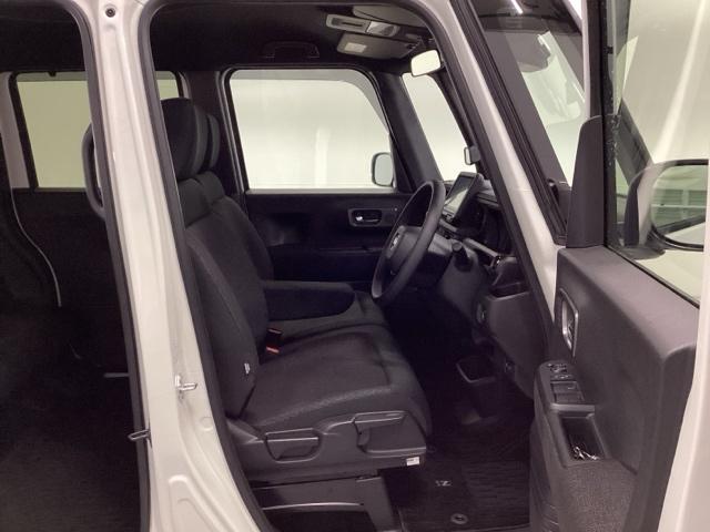 Ｎ－ＢＯＸカスタム ベースグレード　ＨｏｎｄａＣＯＮＮＥＣＴ対応純正メモリーナビ　ＵＳＢ接続　ＣＭＢＳ　Ｄレコ　ベンチシート　オートエアコン　スマートキ　ＬＥＤ　盗難防止装置　クルコン　ＥＴＣ　バックカメラ　フルセグＴＶ　エアバッグ（19枚目）