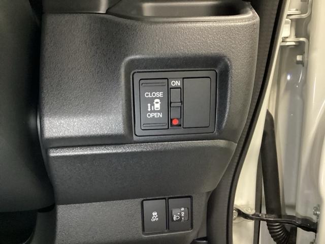 Ｎ－ＢＯＸカスタム ベースグレード　ＨｏｎｄａＣＯＮＮＥＣＴ対応純正メモリーナビ　ＵＳＢ接続　ＣＭＢＳ　Ｄレコ　ベンチシート　オートエアコン　スマートキ　ＬＥＤ　盗難防止装置　クルコン　ＥＴＣ　バックカメラ　フルセグＴＶ　エアバッグ（29枚目）