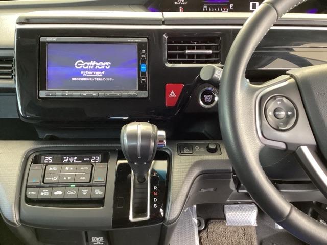 ステップワゴンスパーダ スパーダホンダセンシング　純正メモリーナビ　両側電動スライドドア　盗難防止　助手席エアバッグ　Ｗパワスラ　地デジ　サイドエアバッグ　ＬＥＤライト　横滑り防止システム　オートエアコン　リアカメラ　ナビ＆ＴＶ　三列シート　ＥＴＣ付（3枚目）
