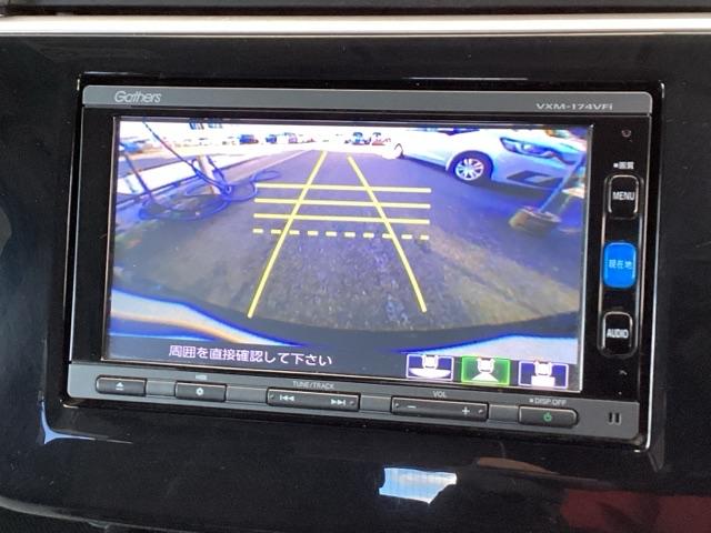 ステップワゴンスパーダ スパーダホンダセンシング　純正メモリーナビ　両側電動スライドドア　盗難防止　助手席エアバッグ　Ｗパワスラ　地デジ　サイドエアバッグ　ＬＥＤライト　横滑り防止システム　オートエアコン　リアカメラ　ナビ＆ＴＶ　三列シート　ＥＴＣ付（12枚目）