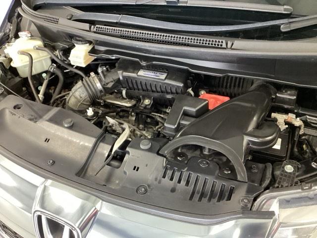 ステップワゴンスパーダ スパーダホンダセンシング　純正メモリーナビ　両側電動スライドドア　盗難防止　助手席エアバッグ　Ｗパワスラ　地デジ　サイドエアバッグ　ＬＥＤライト　横滑り防止システム　オートエアコン　リアカメラ　ナビ＆ＴＶ　三列シート　ＥＴＣ付（21枚目）
