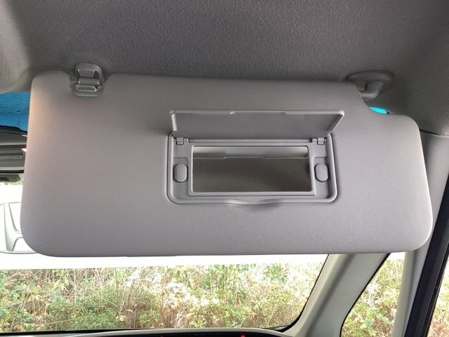 ステップワゴンスパーダ スパーダホンダセンシング　純正メモリーナビ　両側電動スライドドア　盗難防止　助手席エアバッグ　Ｗパワスラ　地デジ　サイドエアバッグ　ＬＥＤライト　横滑り防止システム　オートエアコン　リアカメラ　ナビ＆ＴＶ　三列シート　ＥＴＣ付（48枚目）