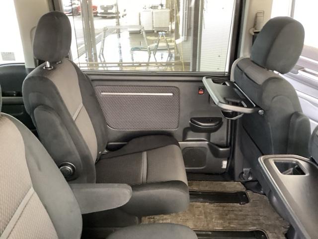 ステップワゴンスパーダ スパーダホンダセンシング　純正メモリーナビ　両側電動スライドドア　盗難防止　助手席エアバッグ　Ｗパワスラ　地デジ　サイドエアバッグ　ＬＥＤライト　横滑り防止システム　オートエアコン　リアカメラ　ナビ＆ＴＶ　三列シート　ＥＴＣ付（59枚目）
