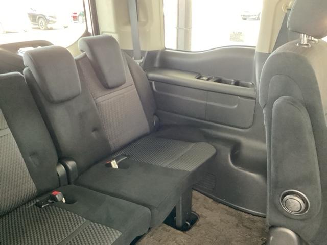 ステップワゴンスパーダ スパーダホンダセンシング　純正メモリーナビ　両側電動スライドドア　盗難防止　助手席エアバッグ　Ｗパワスラ　地デジ　サイドエアバッグ　ＬＥＤライト　横滑り防止システム　オートエアコン　リアカメラ　ナビ＆ＴＶ　三列シート　ＥＴＣ付（61枚目）