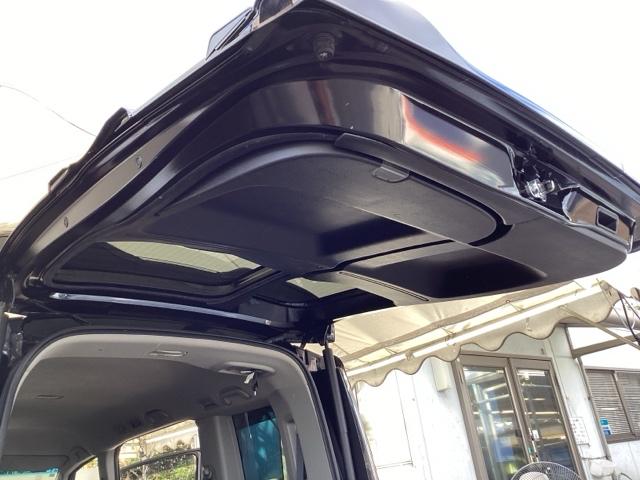 ステップワゴンスパーダ スパーダホンダセンシング　純正メモリーナビ　両側電動スライドドア　盗難防止　助手席エアバッグ　Ｗパワスラ　地デジ　サイドエアバッグ　ＬＥＤライト　横滑り防止システム　オートエアコン　リアカメラ　ナビ＆ＴＶ　三列シート　ＥＴＣ付（66枚目）