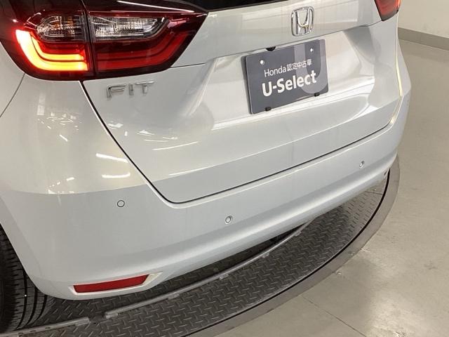 フィット ホーム　純正メモリーナビ　リアカメラ　ＥＴＣ　衝突軽減ブレーキ　ＬＥＤライト　オートライト　クリアランスソナー　フルセグＴＶ　記録簿付　エアバッグ　ｉストップ　スマ－トキ－　盗難防止装置　Ｗエアバック　ＤＶＤ（29枚目）