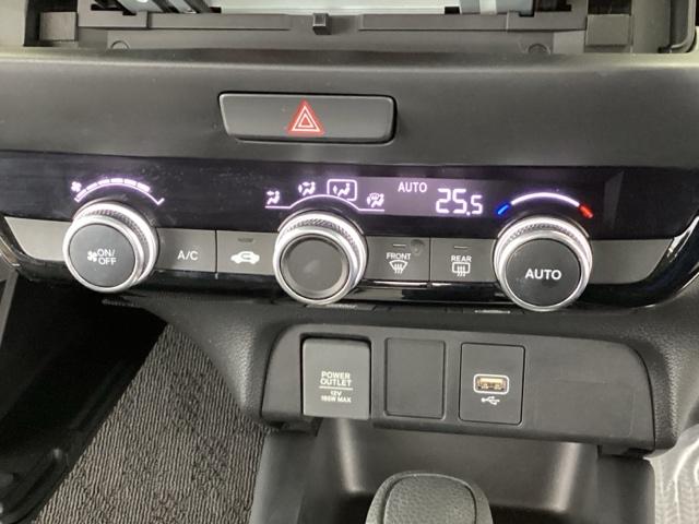 フィット ホーム　純正メモリーナビ　リアカメラ　ＥＴＣ　衝突軽減ブレーキ　ＬＥＤライト　オートライト　クリアランスソナー　フルセグＴＶ　記録簿付　エアバッグ　ｉストップ　スマ－トキ－　盗難防止装置　Ｗエアバック　ＤＶＤ（36枚目）