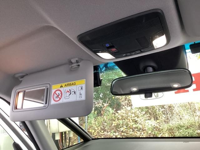 フィット ホーム　純正メモリーナビ　リアカメラ　ＥＴＣ　衝突軽減ブレーキ　ＬＥＤライト　オートライト　クリアランスソナー　フルセグＴＶ　記録簿付　エアバッグ　ｉストップ　スマ－トキ－　盗難防止装置　Ｗエアバック　ＤＶＤ（46枚目）