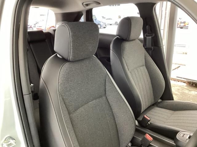 フィット ホーム　純正メモリーナビ　リアカメラ　ＥＴＣ　衝突軽減ブレーキ　ＬＥＤライト　オートライト　クリアランスソナー　フルセグＴＶ　記録簿付　エアバッグ　ｉストップ　スマ－トキ－　盗難防止装置　Ｗエアバック　ＤＶＤ（56枚目）