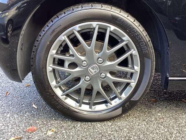 Ｎ－ＢＯＸカスタム ターボ　純正ディスプレイオーディオ　リアカメラ　イモビライザー　衝突被害軽減　ベンチシート　キーフリー　Ｐセンサー　ＥＳＣ　パワステ　両席エアバック　サイドエアバッグ　ターボ車　ＵＳＢ接続　Ａライト　スマキー（21枚目）