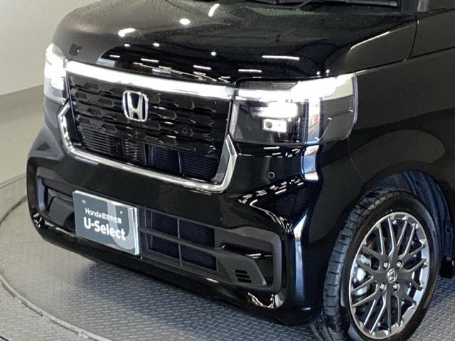 Ｎ－ＢＯＸカスタム ターボ　純正ディスプレイオーディオ　リアカメラ　イモビライザー　衝突被害軽減　ベンチシート　キーフリー　Ｐセンサー　ＥＳＣ　パワステ　両席エアバック　サイドエアバッグ　ターボ車　ＵＳＢ接続　Ａライト　スマキー（24枚目）