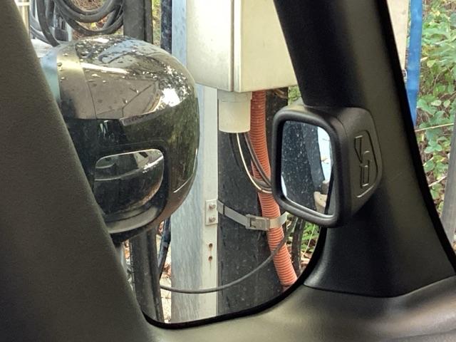 Ｎ－ＢＯＸカスタム ターボ　純正ディスプレイオーディオ　リアカメラ　イモビライザー　衝突被害軽減　ベンチシート　キーフリー　Ｐセンサー　ＥＳＣ　パワステ　両席エアバック　サイドエアバッグ　ターボ車　ＵＳＢ接続　Ａライト　スマキー（49枚目）