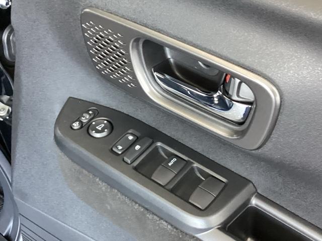 Ｎ－ＢＯＸカスタム ターボ　純正ディスプレイオーディオ　リアカメラ　イモビライザー　衝突被害軽減　ベンチシート　キーフリー　Ｐセンサー　ＥＳＣ　パワステ　両席エアバック　サイドエアバッグ　ターボ車　ＵＳＢ接続　Ａライト　スマキー（50枚目）