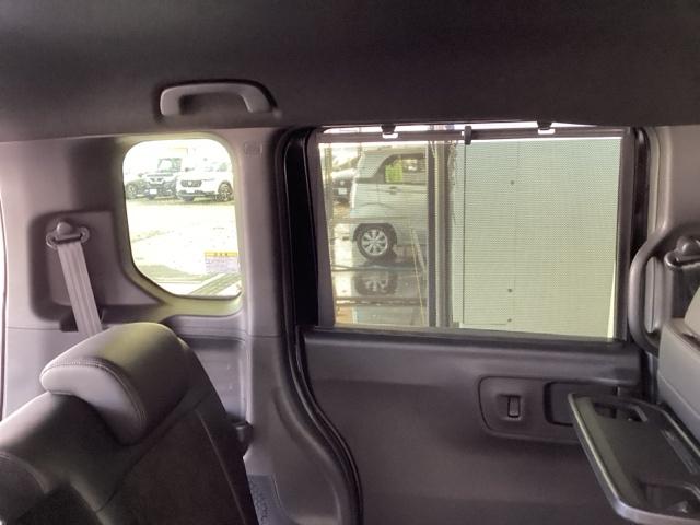 Ｎ－ＢＯＸカスタム ターボ　純正ディスプレイオーディオ　リアカメラ　イモビライザー　衝突被害軽減　ベンチシート　キーフリー　Ｐセンサー　ＥＳＣ　パワステ　両席エアバック　サイドエアバッグ　ターボ車　ＵＳＢ接続　Ａライト　スマキー（58枚目）